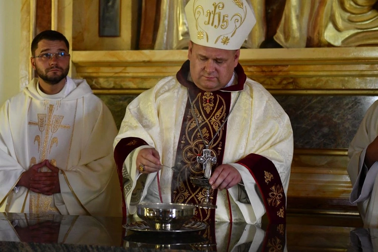 Konsekracja kościoła w Tucznie