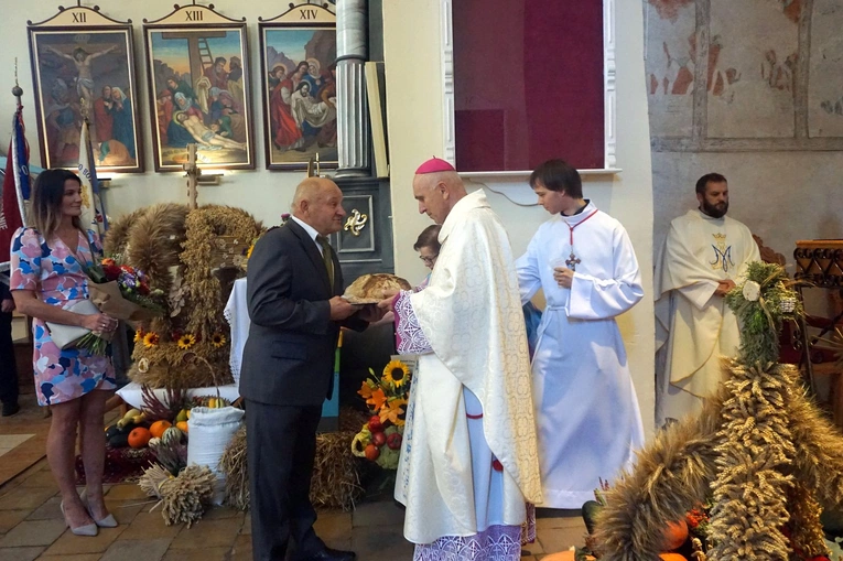 Dożynki diecezjalne w sanktuarium w Lubecku