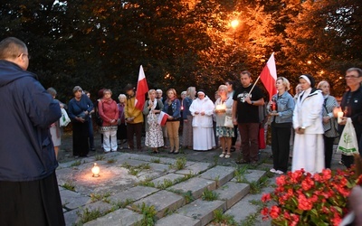 Związał się z Warszawą do końca