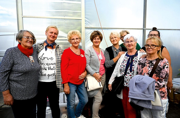 Część ekipy hospicyjnej z Katarzyną Wrońską (druga z lewej).