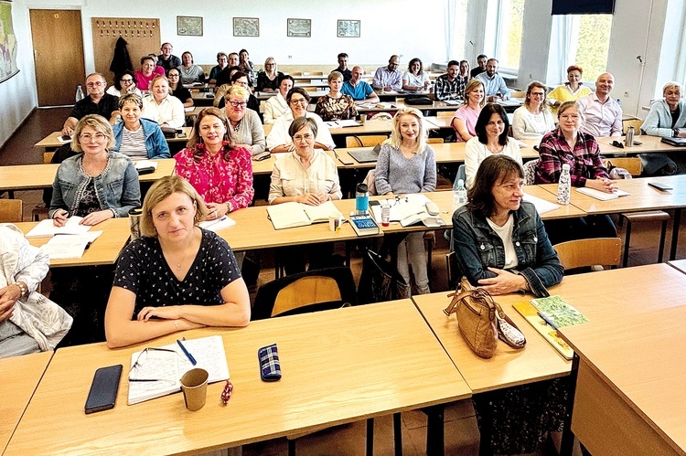 Zajęcia odbywają się na Wydziale Teologii UWM.