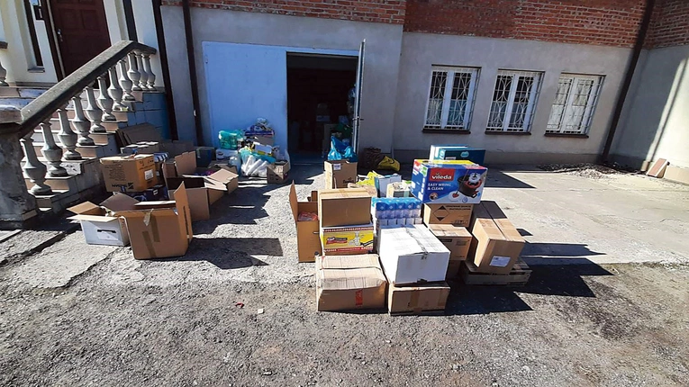 Produkty zbierane są również w parafiach.