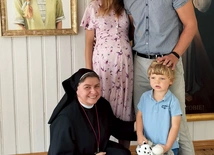 – Całą rodziną modlimy się za potomstwo. To nam daje pewność, że jest w miłosiernych rękach Jezusa – mówi Anna Rutkowska.