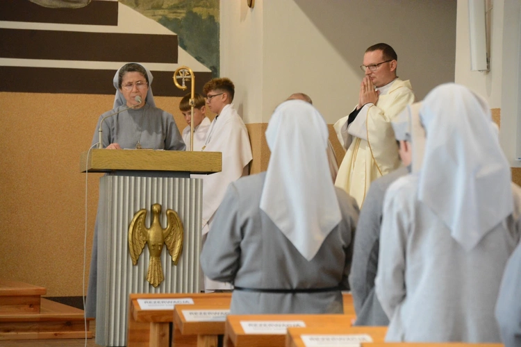 60-lecie Domu Pomocy Społecznej w Kadłubie i posługi sióstr franciszkanek misjonarek Maryi