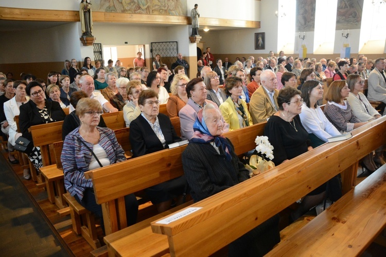 60-lecie Domu Pomocy Społecznej w Kadłubie i posługi sióstr franciszkanek misjonarek Maryi