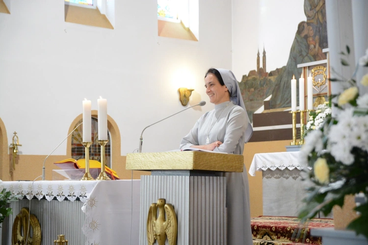 60-lecie Domu Pomocy Społecznej w Kadłubie i posługi sióstr franciszkanek misjonarek Maryi