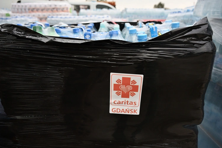 Z Gdańska wyruszył tir z pomocą dla powodzian