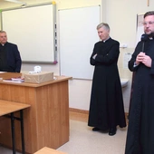 Spotkanie o Janie Pawle II w Szkole Katolickiej