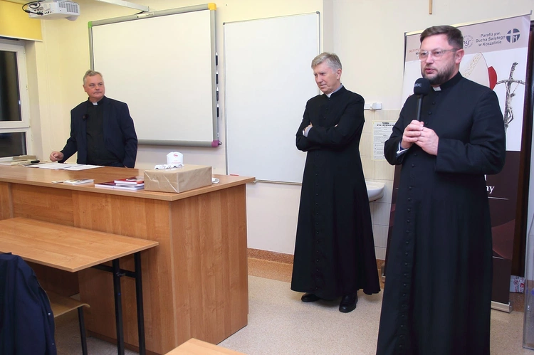 Spotkanie o Janie Pawle II w Szkole Katolickiej