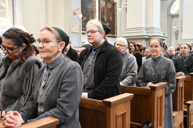 100 lat urszulanek szarych w Warszawie