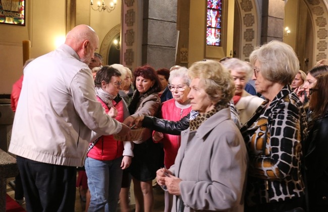 Niedziela szkaplerzna w parafii św. Teresy od Dzieciątka Jezus