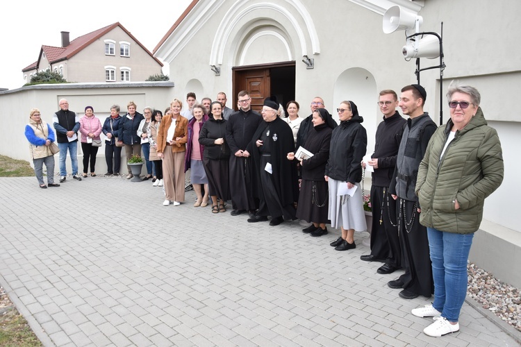 Przasnysz. Koronka na ulicach miast