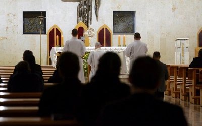 W pierwszy czwartek miesiąca wspólnota seminaryjna zaprasza do modlitwy o nowe powołania