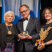 Nagrodę odebrali Zbigniew Skuza i Jagoda Peregończuk.