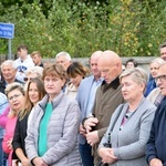 Kolejna rzeźba anioła została poświęcona w Poświętnem