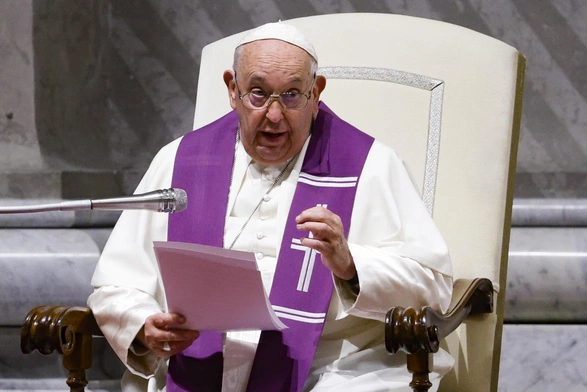 Papież na początek ostatniej sesji synodu: Uważajmy, by nie zamienić naszego wkładu w punkty, których trzeba bronić lub programy, które należy ustanowić