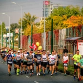 Śląskie. Zmiany w komunikacji miejskiej. W niedzielę PKO półmaraton i Silesia Marathon