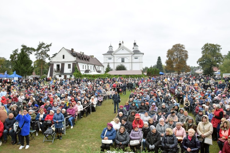 Pielgrzymka różańcowa do Wysokiego Koła 