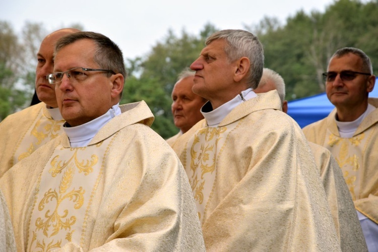 Pielgrzymka różańcowa do Wysokiego Koła 