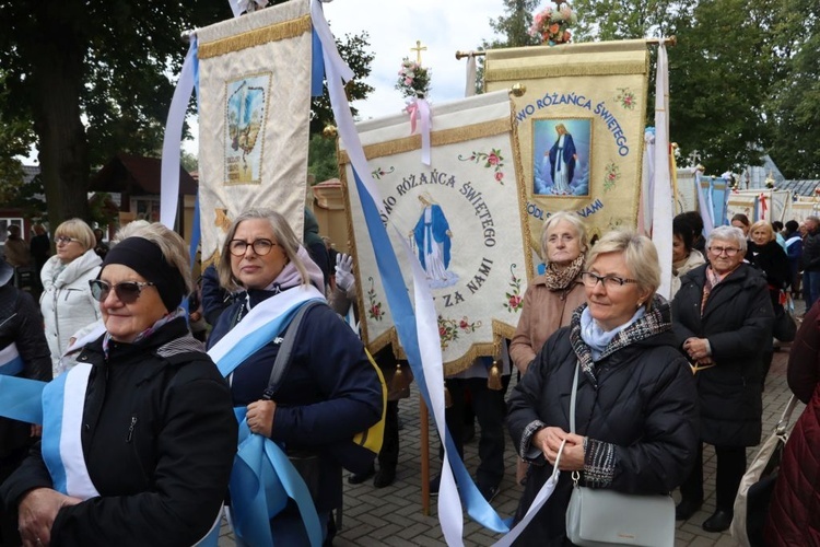 Pielgrzymka różańcowa do Rokitna