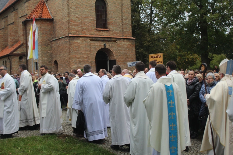 Smardzewo. Pielgrzymka różańcowa