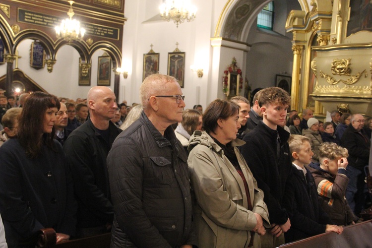 Zawada. Poświęcenie tablicy pamięci ks. Władysława Tokarczyka