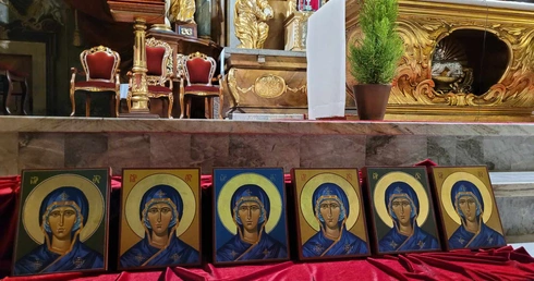 Jelenia Góra. Wyciszeni głębią ikon