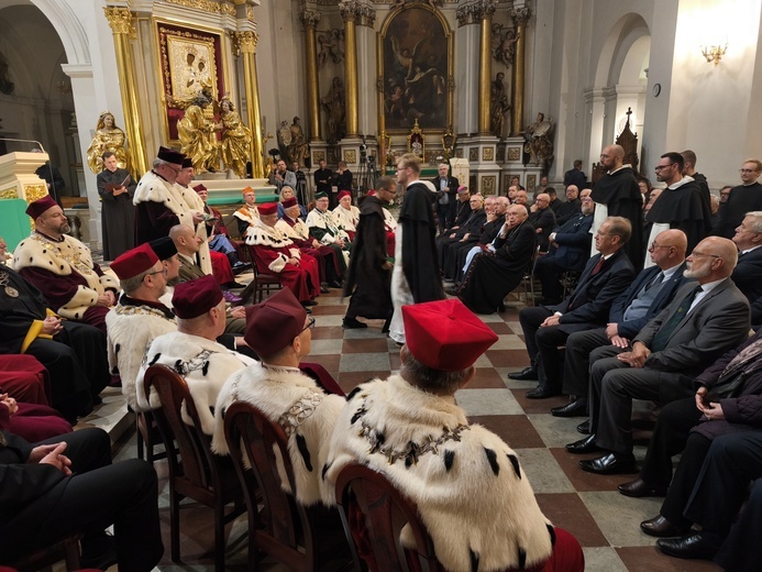 Inauguracja roku akademickiego na AKW