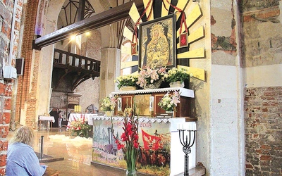 	Ikona Matki Bożej Bołszowieckiej otoczona jest dziś czcią gdańszczan.