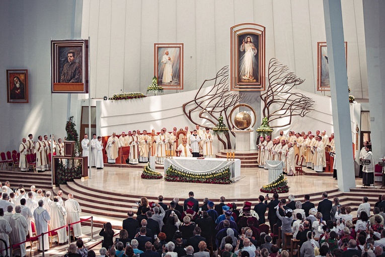 Father Michał Rapacz, who was murdered in 1946 by a communist militia in Płoki near Trzebinia, was proclaimed blessed on 15th June 2024. The beatification ceremony took place at the Sanctuary of Divine Mercy in Kraków-Łagiewniki.