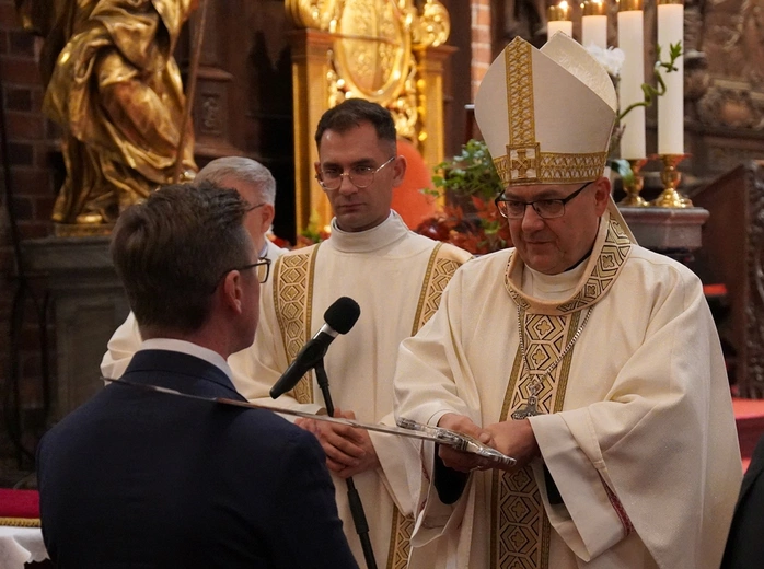 Rycerze, strażnicy historii i tradycji