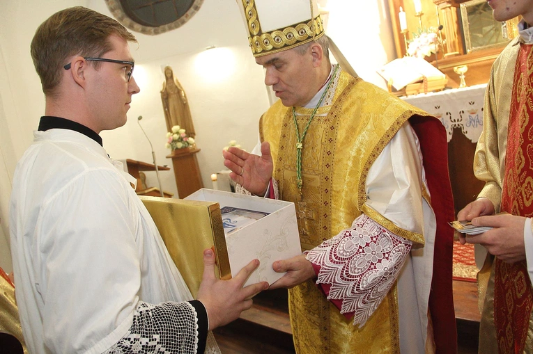Konsekracja ołtarza w kościele św. Jerzego w Słupsku - cz. 2