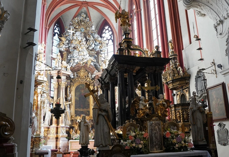 Pielgrzymka kobiet do grobu św. Jadwigi Śląskiej
