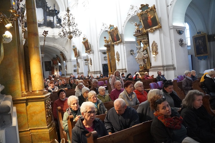 Pielgrzymka kobiet do grobu św. Jadwigi Śląskiej