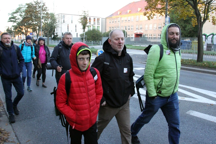 Piesza Pielgrzymka do Trzebnicy - cz. 1