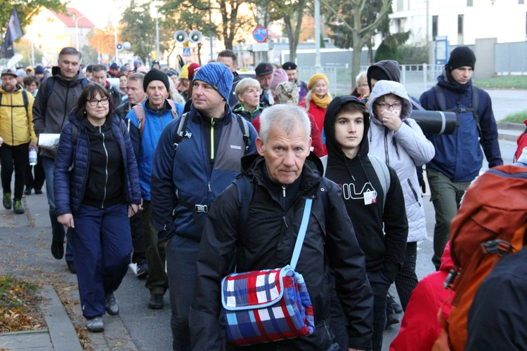Piesza Pielgrzymka do Trzebnicy - cz. 1