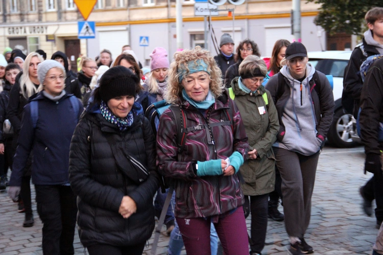 Piesza Pielgrzymka do Trzebnicy - cz. 1