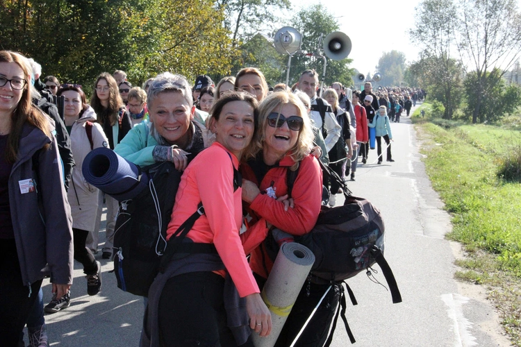 Piesza Pielgrzymka do Trzebnicy - cz. 1
