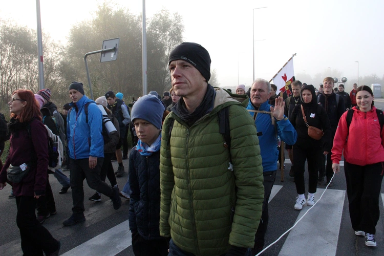Piesza Pielgrzymka do Trzebnicy - cz. 1