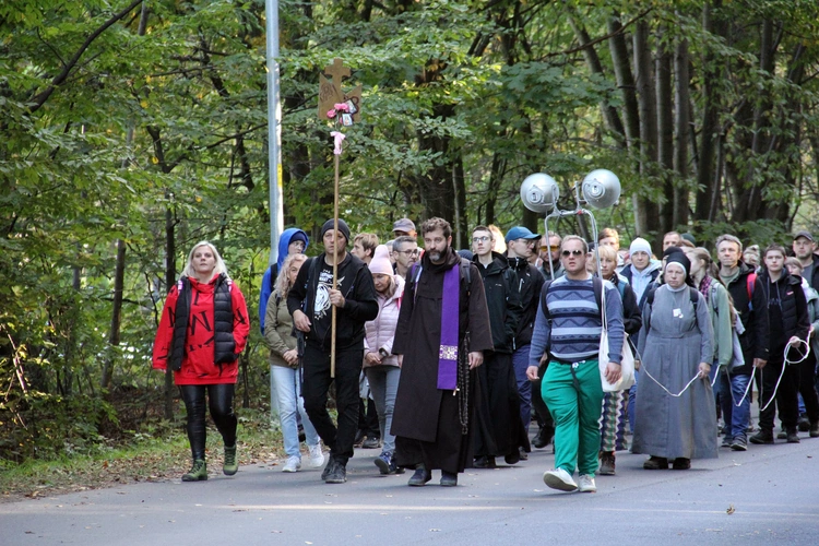 Piesza Pielgrzymka do Trzebnicy - cz. 2