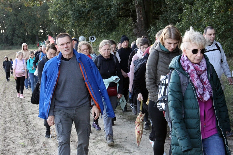 Piesza Pielgrzymka do Trzebnicy - cz. 2