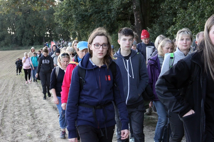 Piesza Pielgrzymka do Trzebnicy - cz. 2