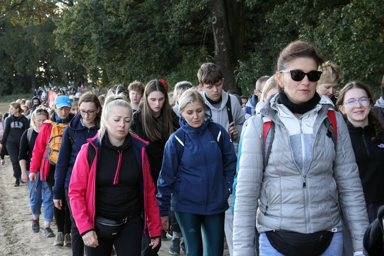 Piesza Pielgrzymka do Trzebnicy - cz. 2