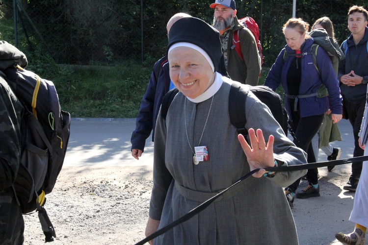 Piesza Pielgrzymka do Trzebnicy - cz. 2