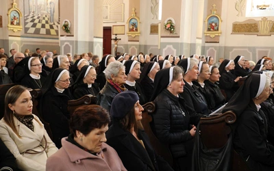 Sto lat posługi