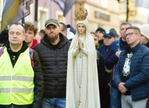 Matka Boża nas tu przyprowadza