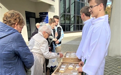 Symbole pontyfikatu Jana Pawła II - XXIV Dzień Papieski