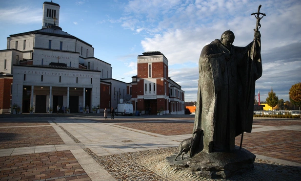 W sankturaium świętego Jana Pawła II w Krakowie