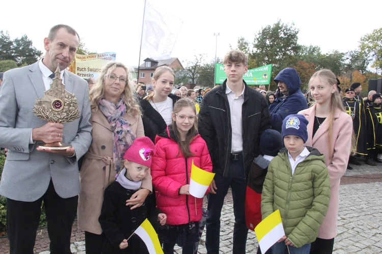 Ulicami Dębicy przeszedł Diecezjalny Marsz dla Życia i Rodziny