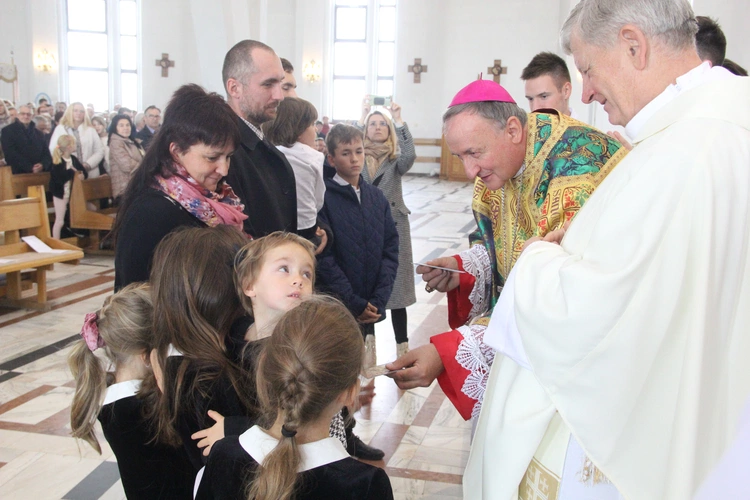 Dębica. Msza św. na rozpoczęcie Marszu dla Życia i Rodziny